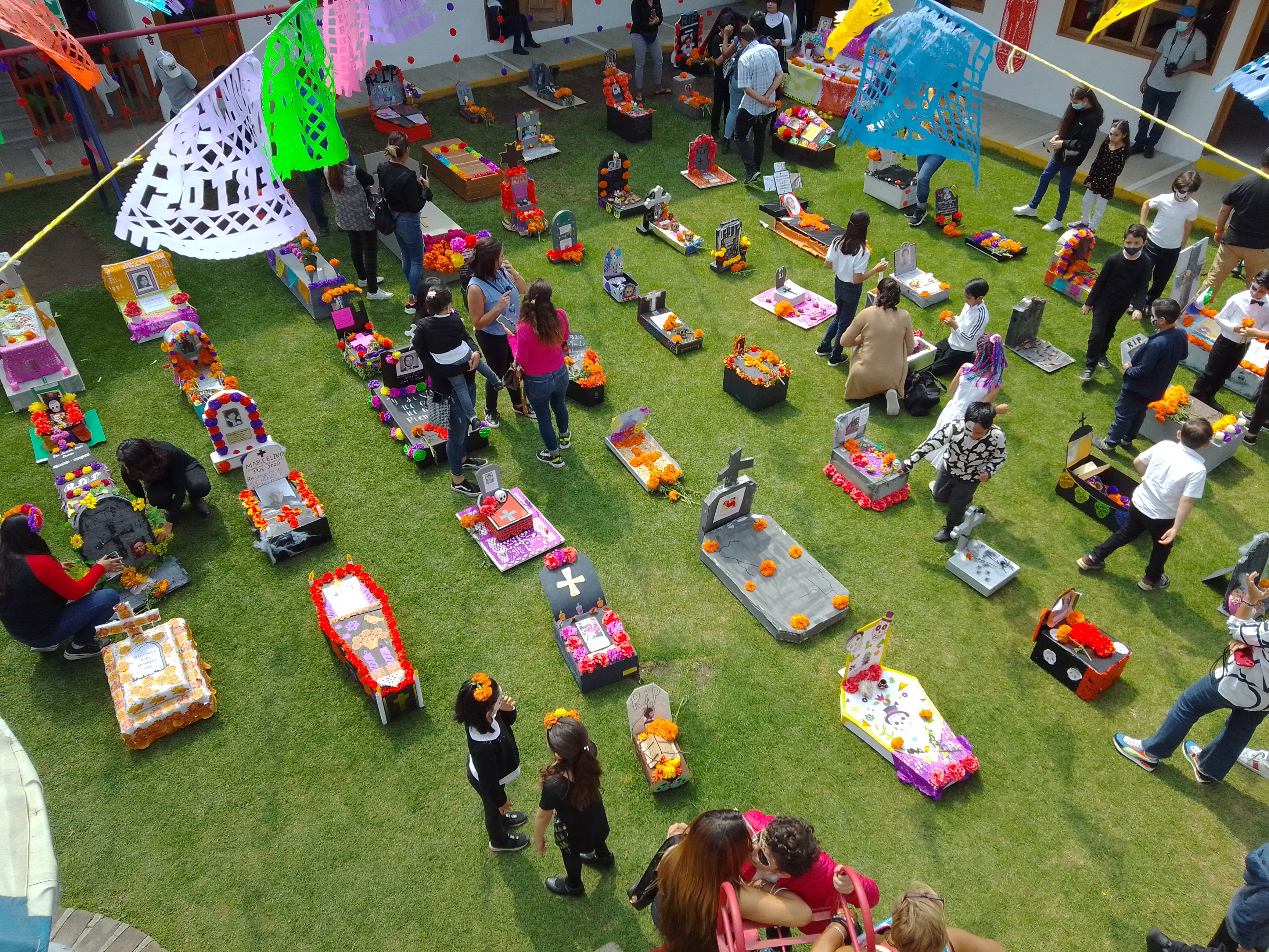 Colegio Universo, San Pedro Cholula, Puebla - Maternal y Pre-Kinder - Kinder 1, 2 y 3 - Primaria - educación bilingüe